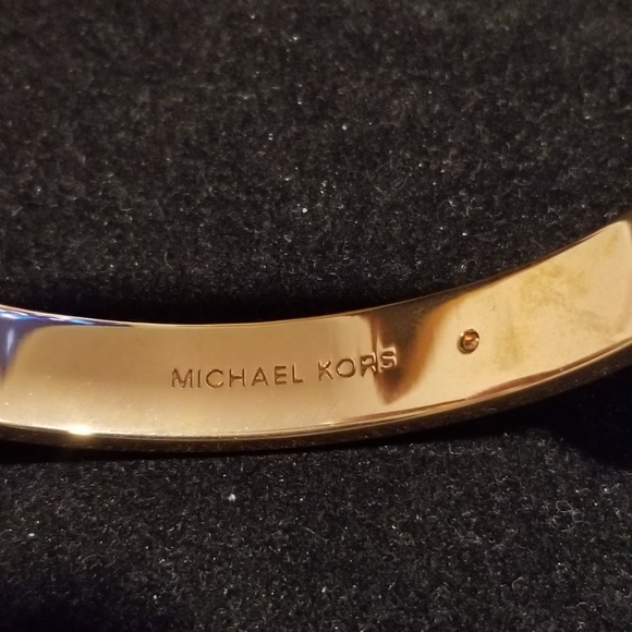 Michael Kors Rose Gold Tortoise Fold Hinged Bangle - Picture 4 of 14